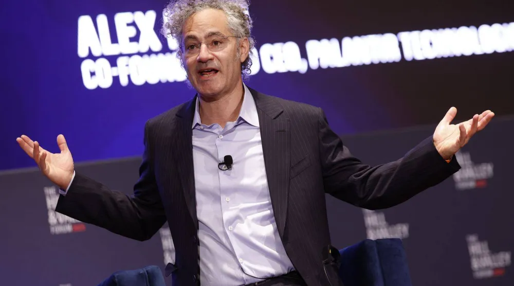 أليكس كارب، الرئيس التنفيذي لـ"بالانتير" (غيتي)
