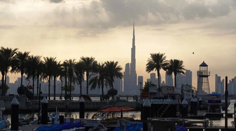 جانب من مدينة دبي الإماراتية (رويترز)