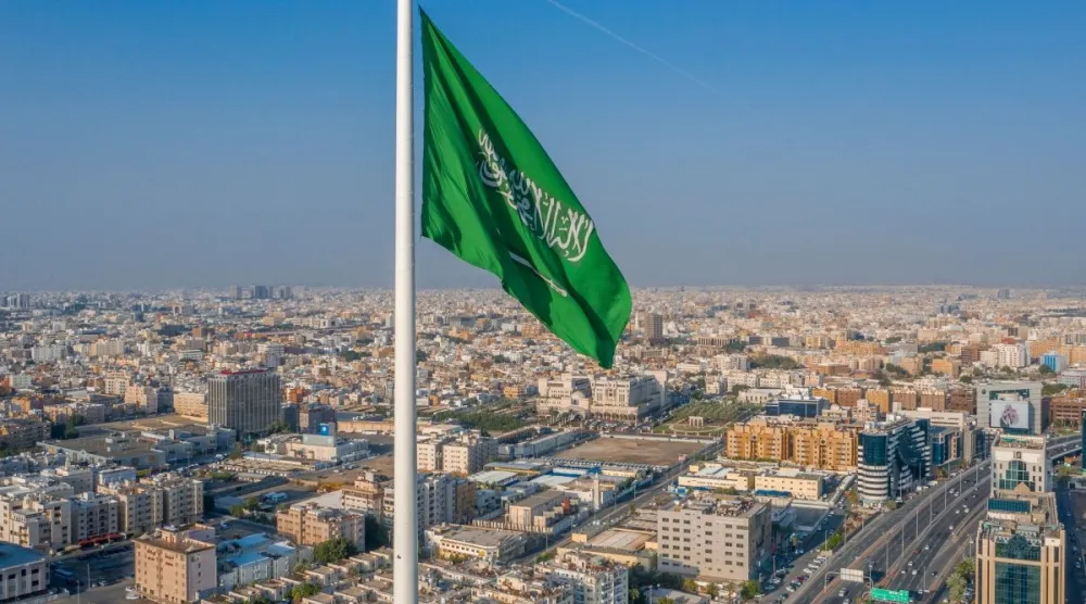 السعودية أكدت التضامن مع الكويت والإمارات في هذا المصاب (موقع يوم العلم السعودي)