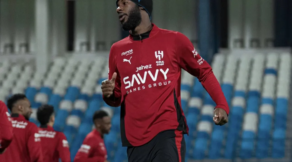 حسان تمبكتي خلال مشاركته في التدريبات الجماعية (نادي الهلال) 