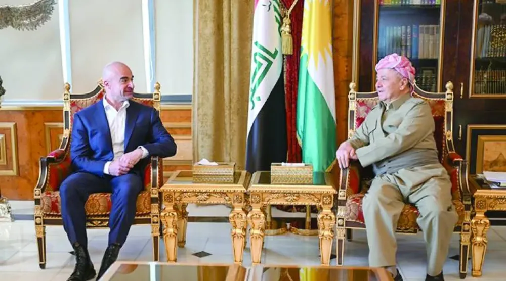 KDP lideri Mesud Barzani, KYB lideri Bafel Talabani'yi ağırlarken (Arşiv - Rudaw)