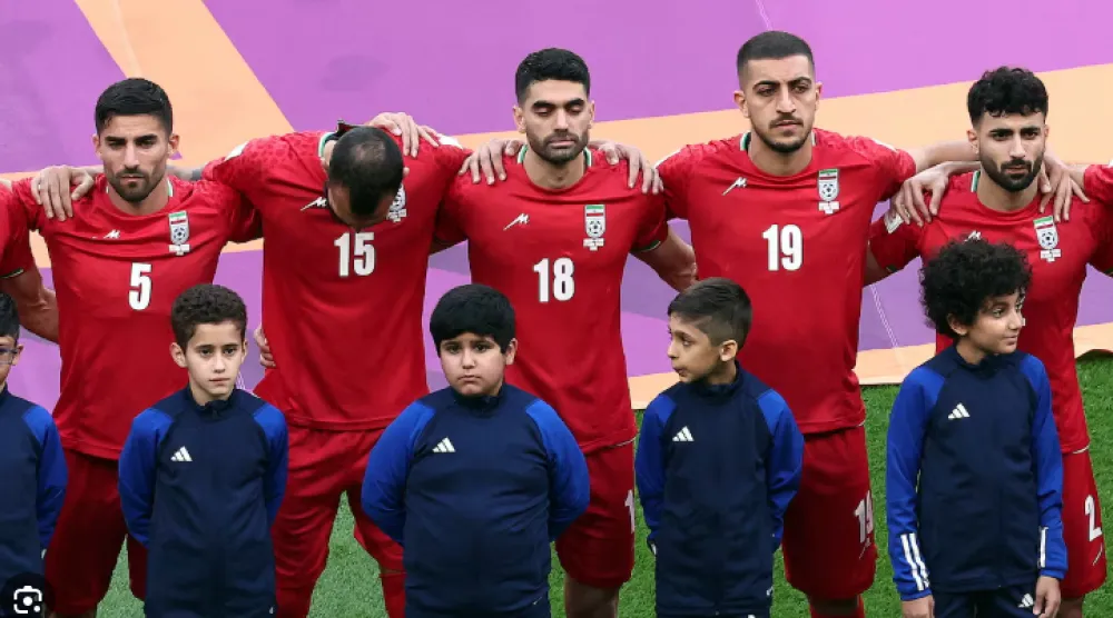 هل ينسحب منتخب إيران من كأس العالم؟ (رويترز)