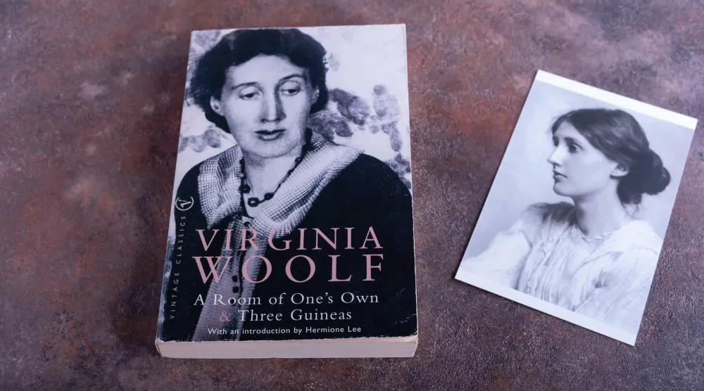 حكاية إنسانية تعود بعد قرن (شاترستوك)