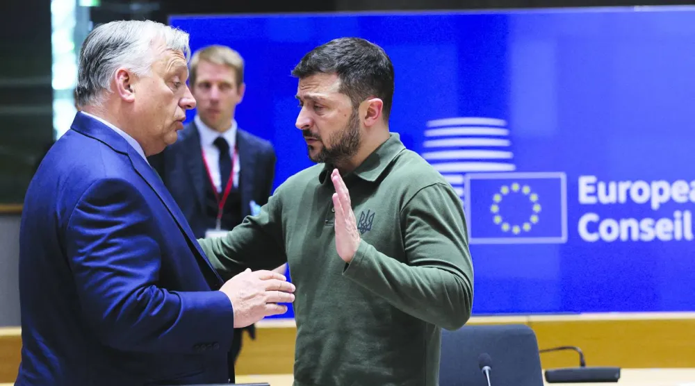زيلينسكي مع فيكتور أوربان (رويترز)