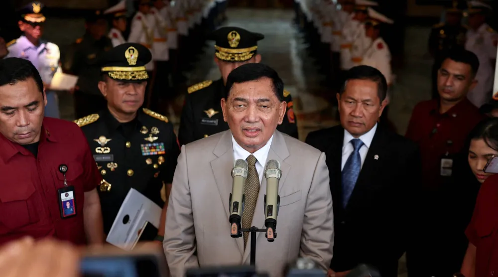 Indonesia's Defense Minister Sjafrie Sjamsoeddin speaks to journalists following his meeting with Australian Deputy Prime Minister and Minister for Defense Richard Marles in Jakarta, Indonesia, March 12, 2026. REUTERS/Willy Kurniawan     TPX IMAGES OF THE DAY