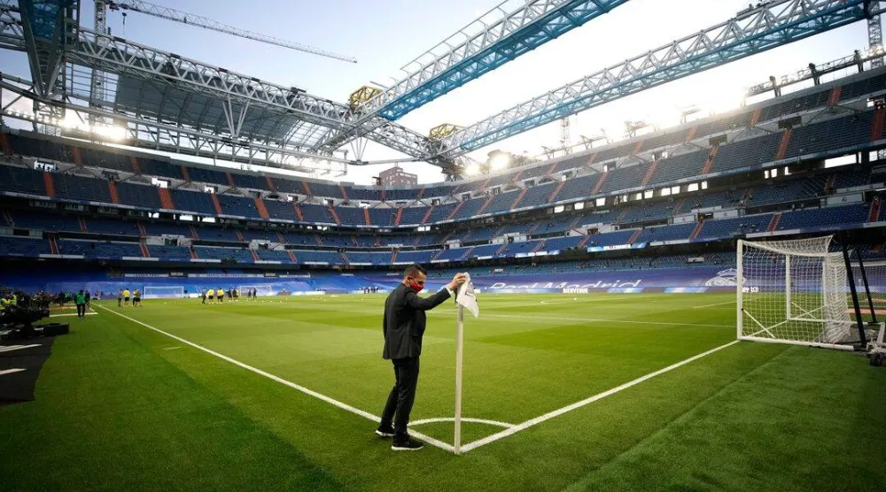 سانتياغو برنابيو (رويترز)