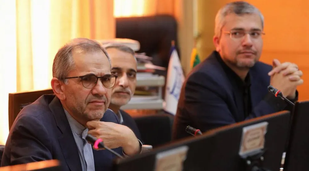 تخت روانجي يُطلِع لجنة الأمن القومي على نتائج الجولة الثانية من الحوار مع الأوروبيين مطلع ديسمبر الماضي (موقع البرلمان)