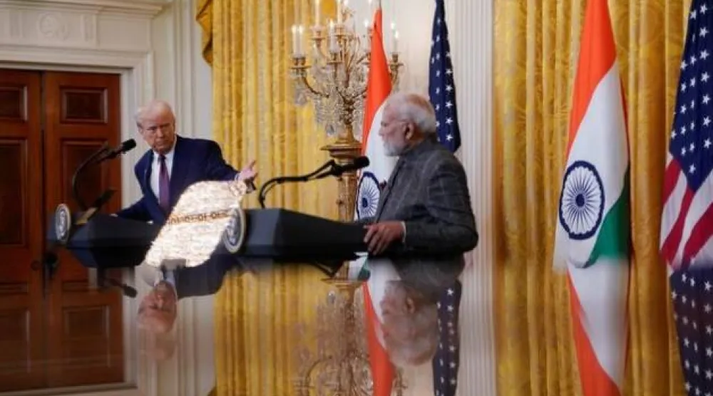 الرئيس الأميركي دونالد ترمب ورئيس وزراء الهند ناريندرا مودي أثناء حضورهما مؤتمراً صحافياً مشتركاً في البيت الأبيض - 13 فبراير 2025 (رويترز)