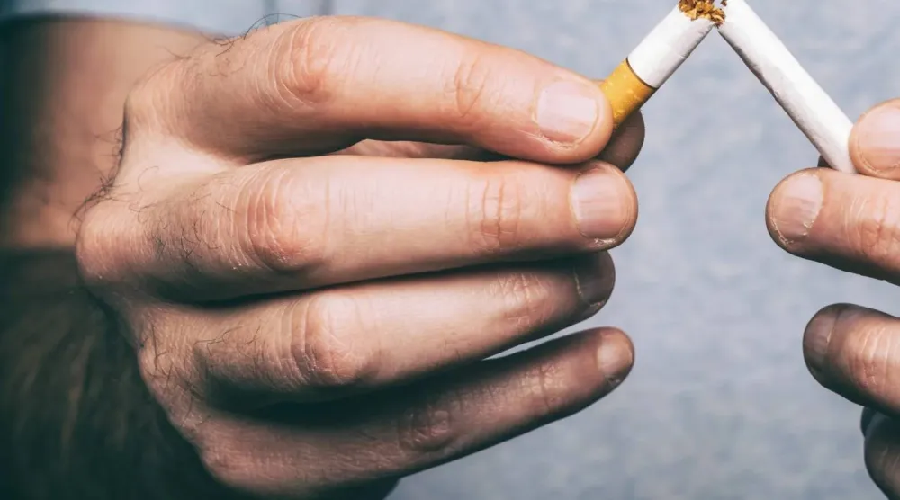 الإقلاع عن التدخين خطوة حيوية لتعزيز الصحة (جامعة ييل)