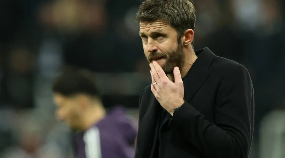 مايكل كاريك مدرب مانشستر يونايتد المؤقت (رويترز)