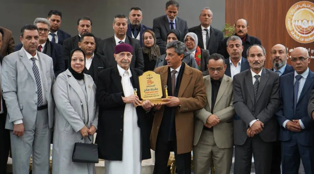 رئيس مجلس النواب الليبي عقيلة صالح في لقاء مع رؤساء الهيئات القضائية بمحاكم الاستئناف في ليبيا فبراير الماضي (مجلس النواب)