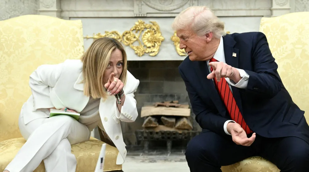 ميلوني أثناء لقائها مع ترمب في البيت الأبيض يوم 17 أبريل 2025 (أ.ف.ب)