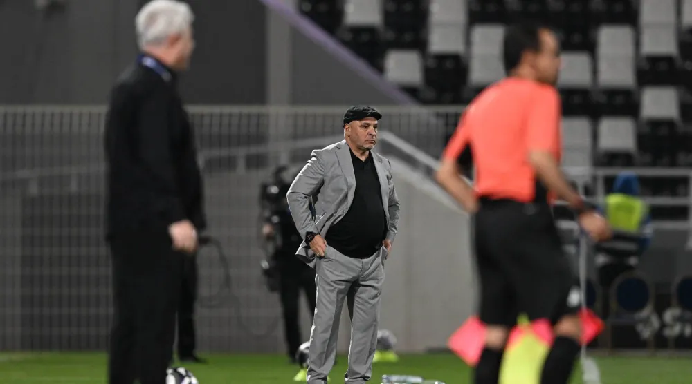 الجزائري نور الدين بن زكري، مدرب فريق الشباب (تصوير: عبد الرحمن السالم) 