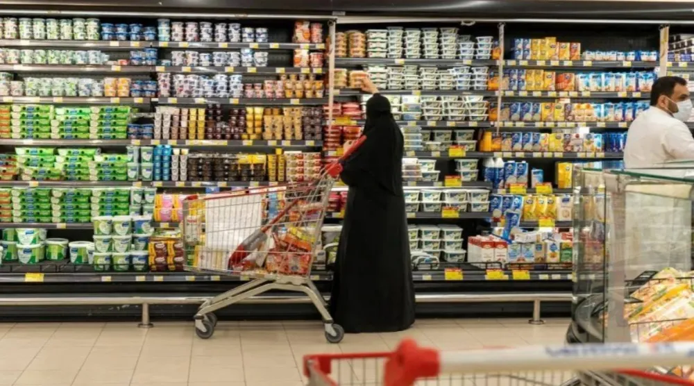 إحدى أسواق المنتجات الغذائية في السعودية (واس)