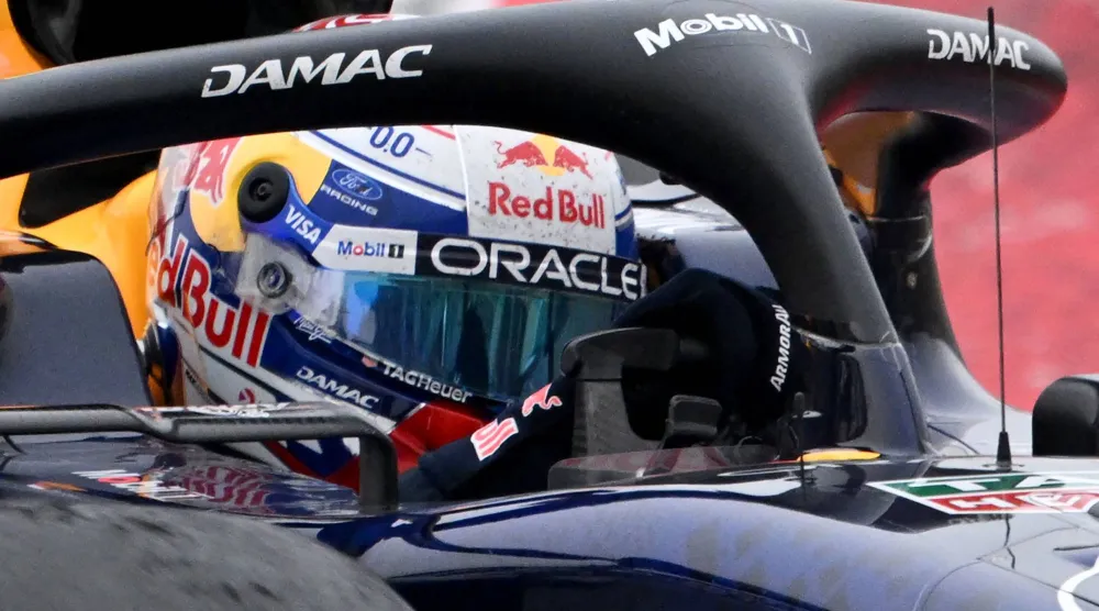 ماكس فرستابن فشل في قيادة سيارة ريد بول في شنغهاي (أ.ف.ب)