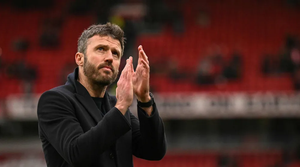 مايكل كاريك المدير الفني لفريق مانشستر يونايتد (أ.ف.ب)