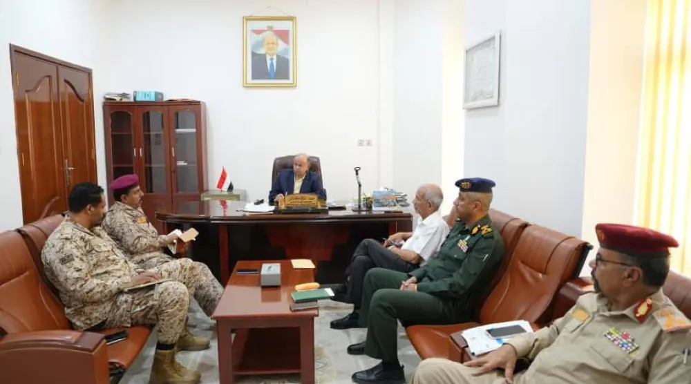 توجيهات حكومية بتشديد الإجراءات الأمنية في مدن حضرموت (إعلام حكومي)
