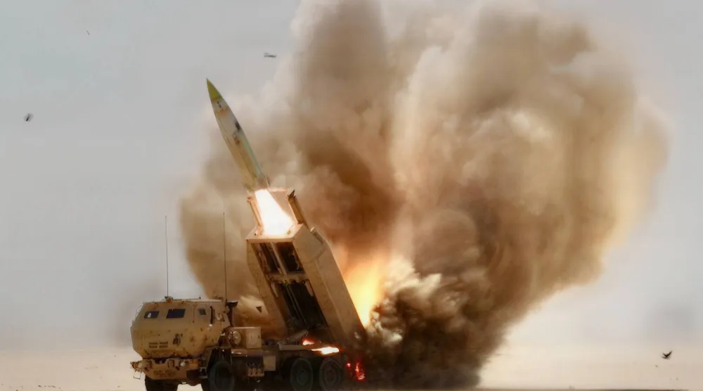 إطلاق صواريخ أميركية تجاه أهداف في إيران من موقع غير مُفصح عنه (د.ب.أ)