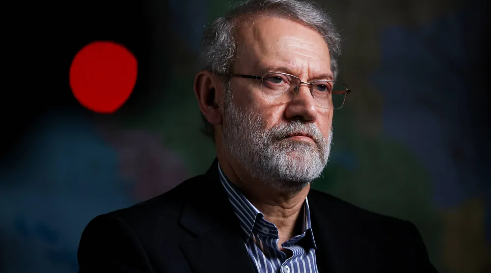 صورة نشرها موقع لاريجاني من مقابلة صحافية في نهاية سبتمبر الماضي