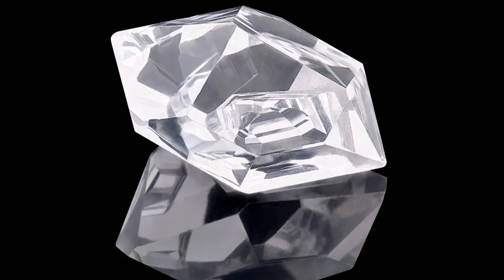 بلورة استثنائية قد تدفع حدود المواد الصلبة إلى مستوى جديد (شاترستوك)