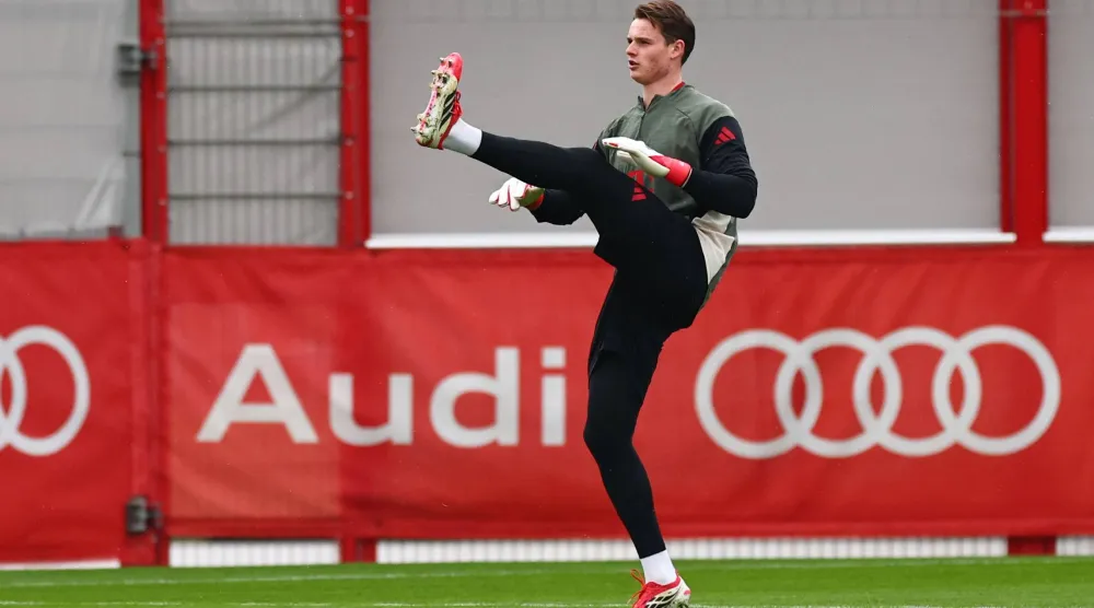 يوناس أوربيغ حارس مرمى بايرن ميونيخ الألماني (إ.ب.أ)