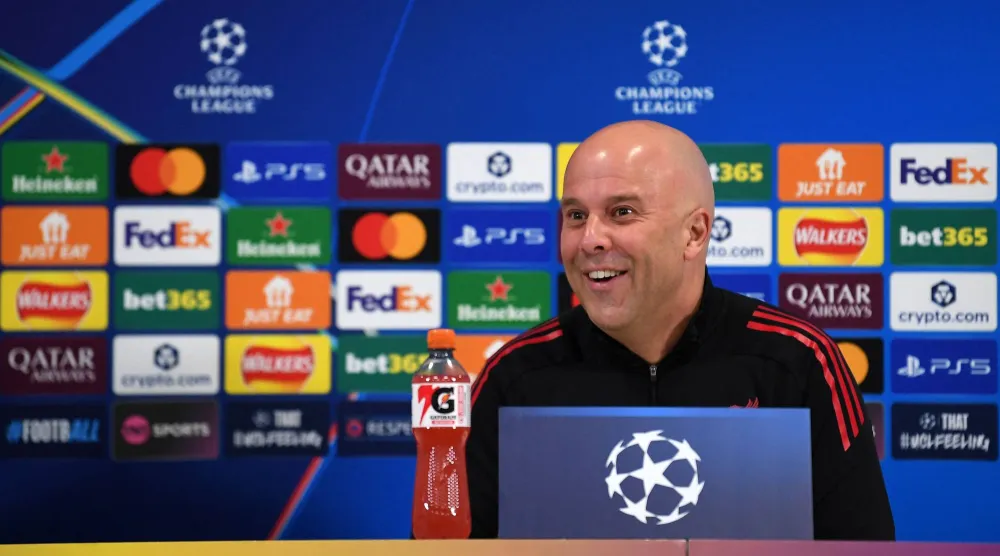 أرني سلوت المدير الفني لليفربول الإنجليزي (أ.ف.ب)