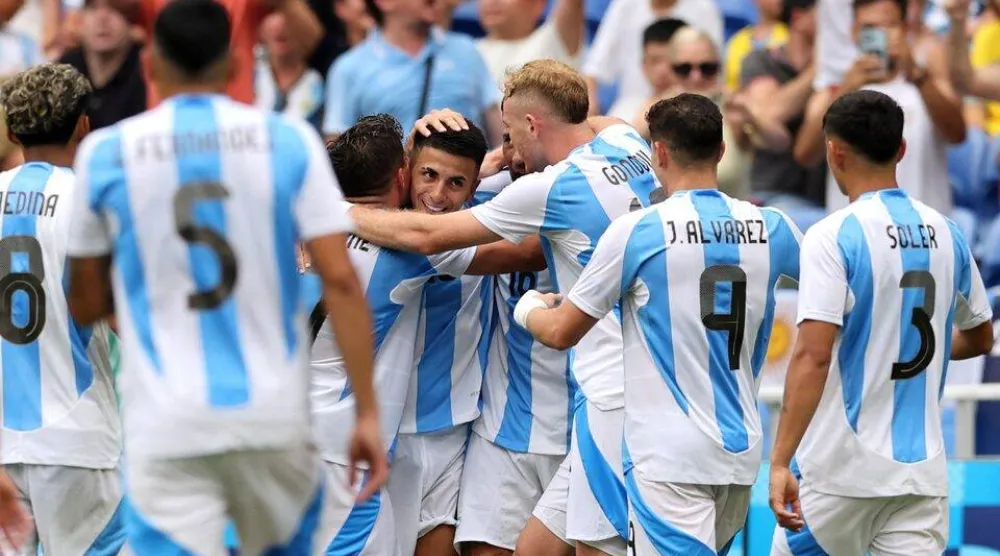 المنتخب الأرجنتيني سيستضيف غواتيمالا (رويترز) 