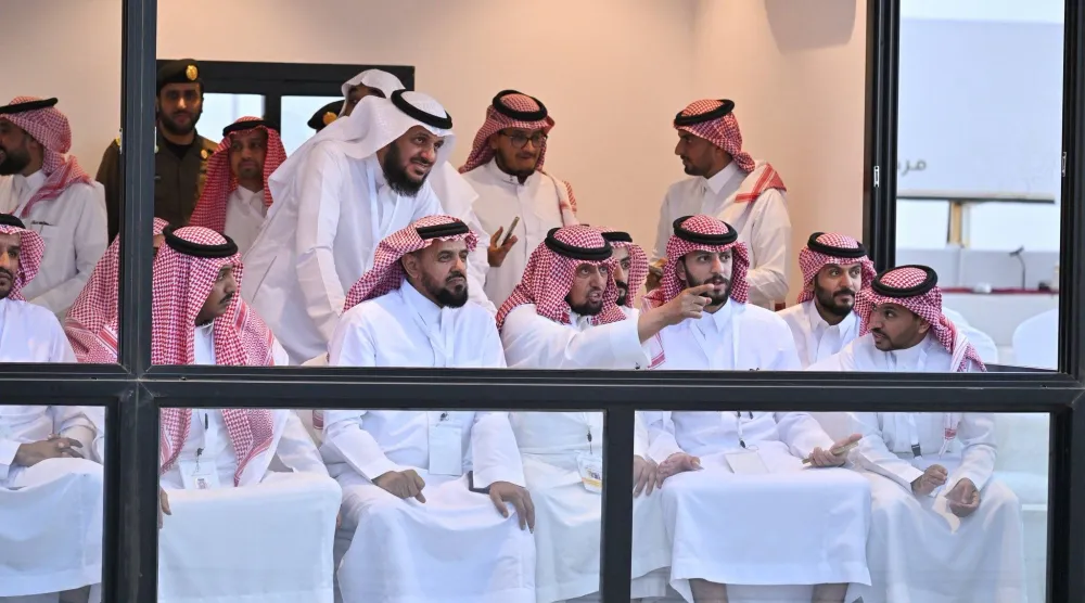 من عملية رصد هلال شهر شوال في المرصد الفلكي بحوطة سدير (جامعة المجمعة)