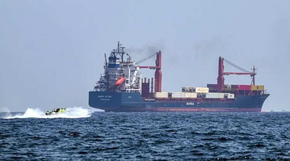 سفينة شحن في عرض البحر (أ.ف.ب)