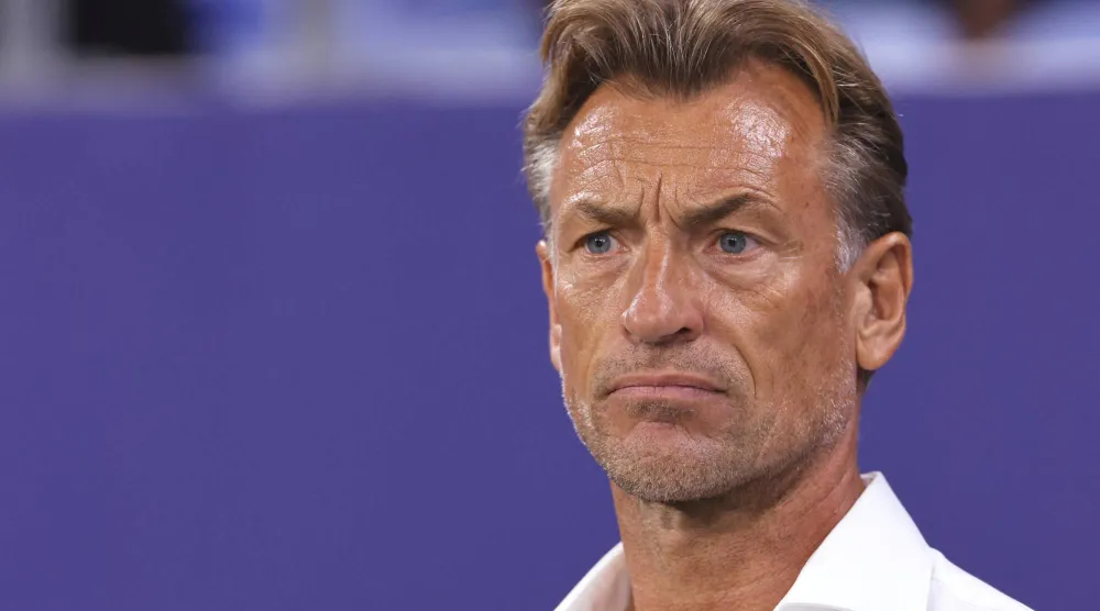 المدير الفني للمنتخب السعودي الأول هيرفي رينارد (رويترز)