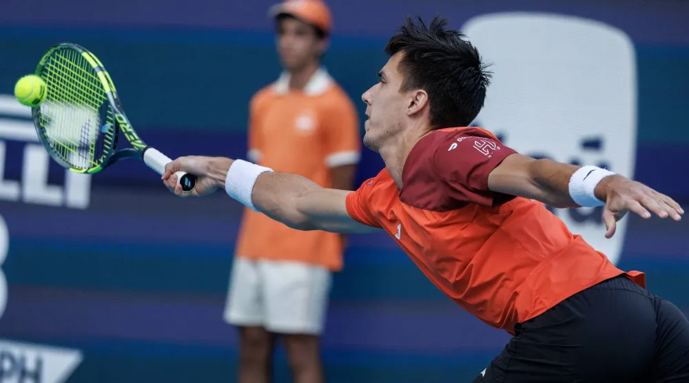 الجيل الصاعد خطف الأنظار في دورة ميامي للتنس (إ.ب.أ)