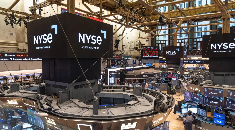 تذبذبات بالأسواق الأوروبية والأميركية وسط ضغوط حرب إيران