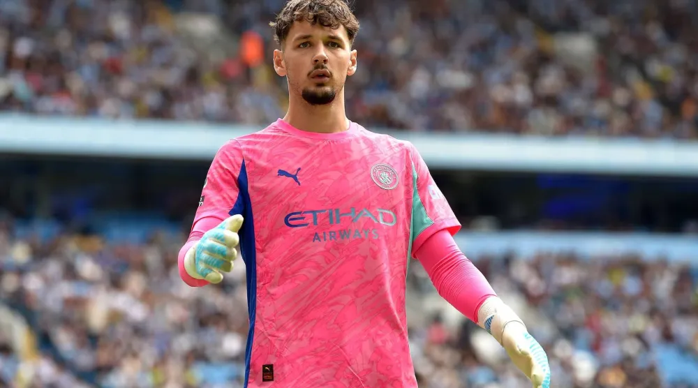 جيمس ترافورد (رويترز)