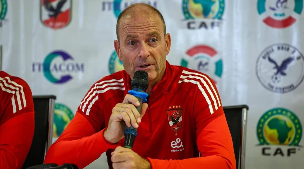 الدنماركي ييس توروب مدرب الأهلي المصري (النادي الأهلي) 