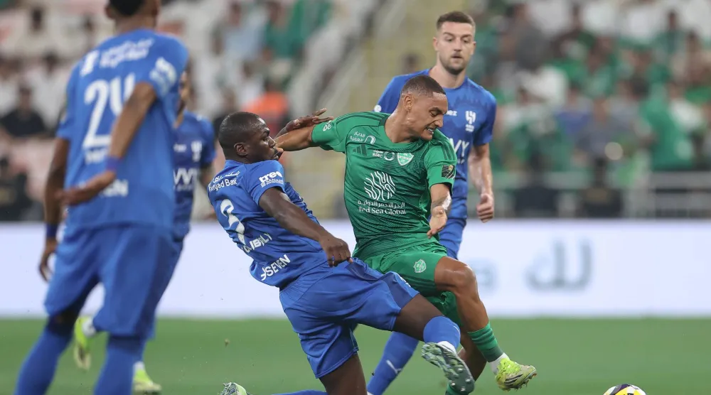 الهلال والأهلي ضمن الفرق المرشحة للقب (تصوير: عدنان مهدلي)