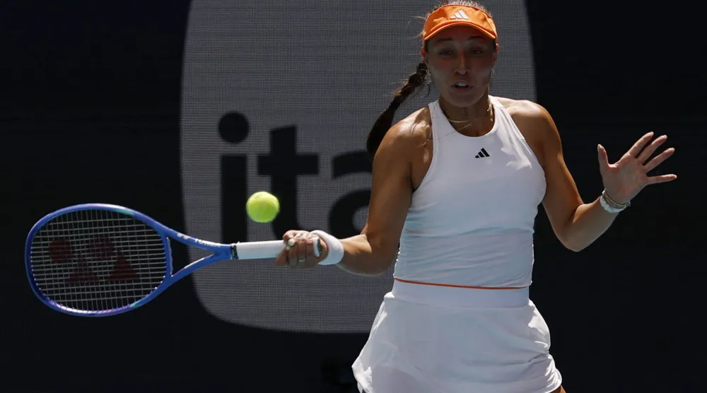 بيغولا خلال المواجهة (رويترز)