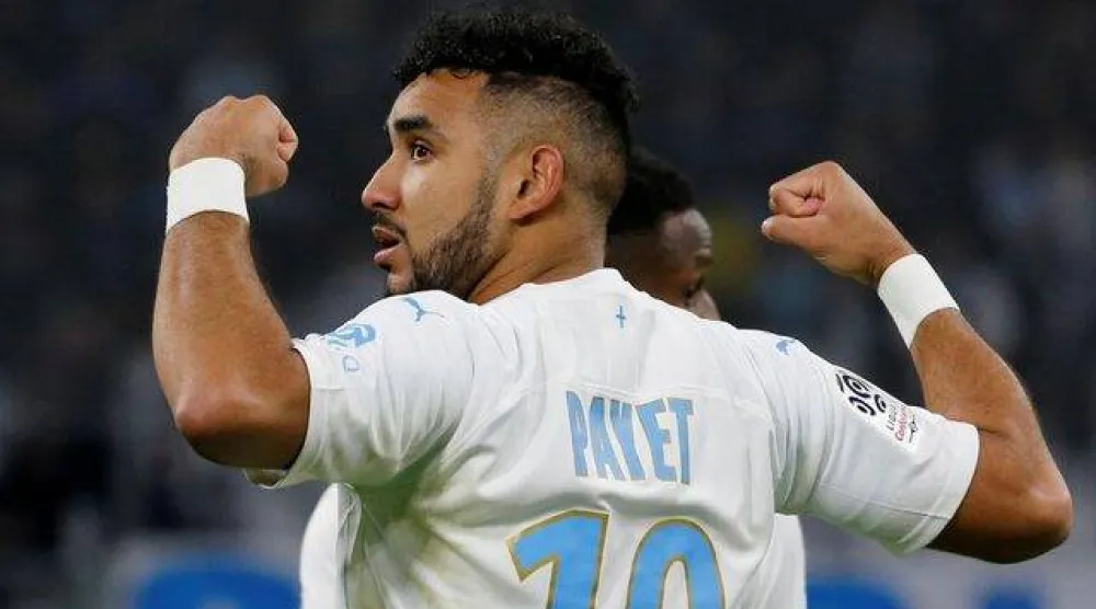 ديميتري باييت يعتزل كرة القدم (رويترز)