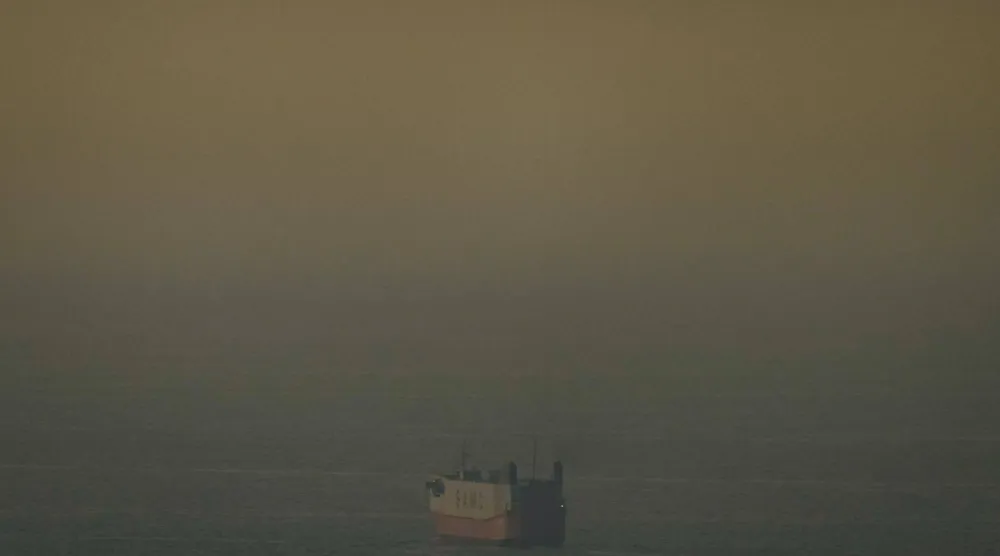 من الدبلوماسية إلى التهديد: انتقادات لاستراتيجية ترمب في التعامل مع أزمة مضيق هرمز