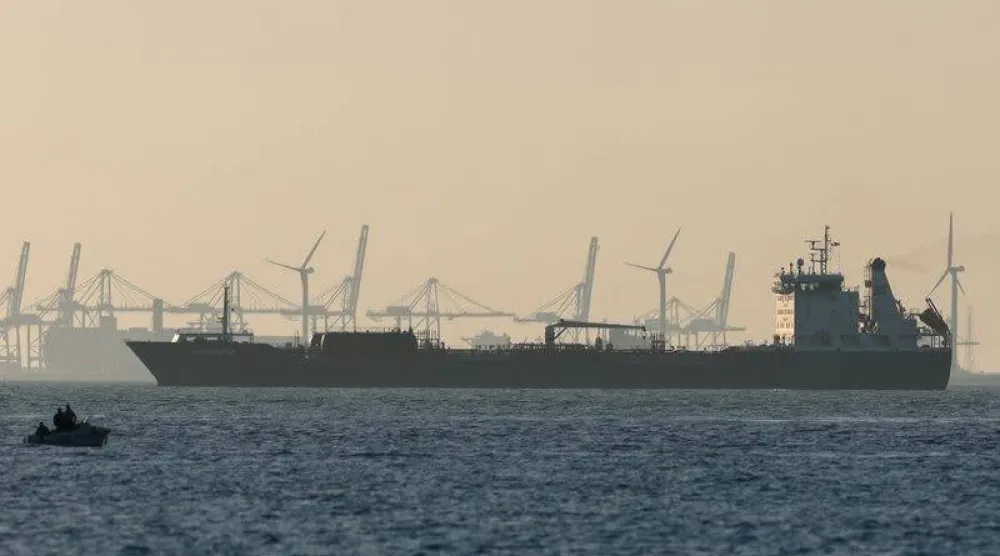 ناقلة نفط ترسو قبالة خليج فوس سور مير في فرنسا يوم 20 مارس 2026 (رويترز)