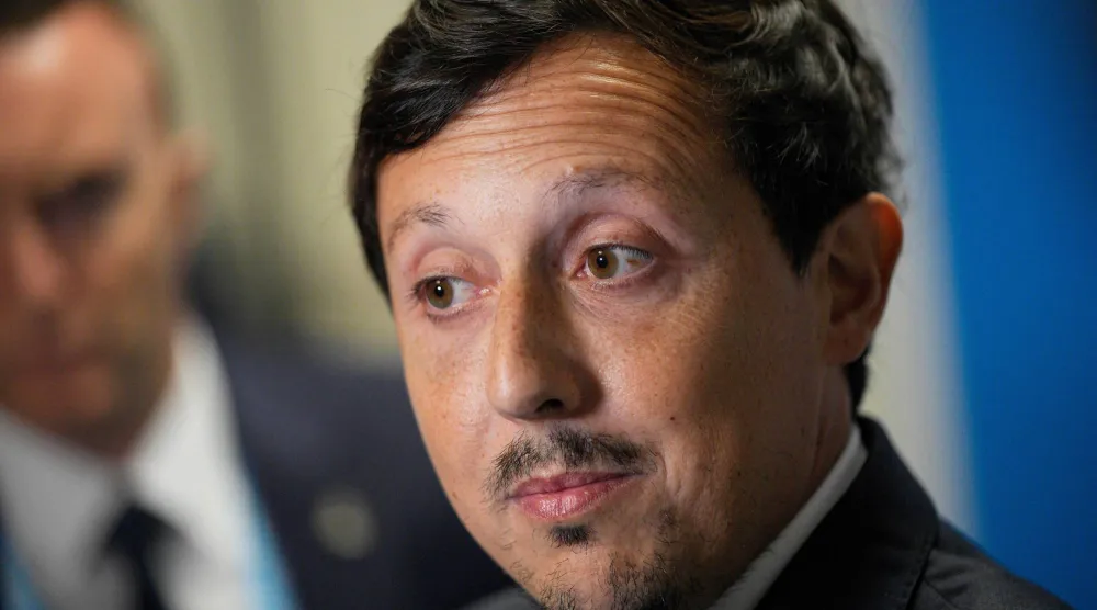 بابلو لونغوريا (أ.ب)