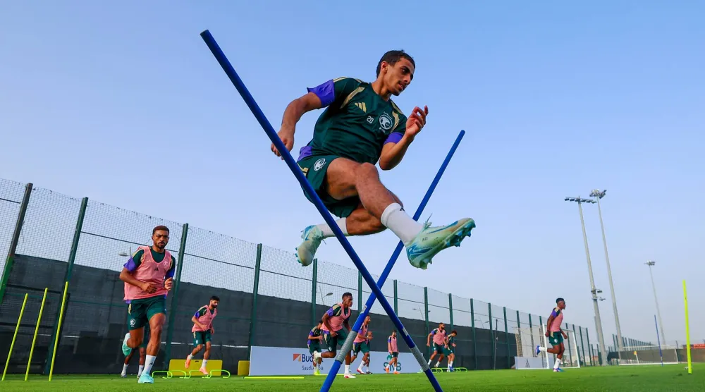همام الهمامي خلال تدريبات الأخضر الرديف في جدة (المنتخب السعودي)