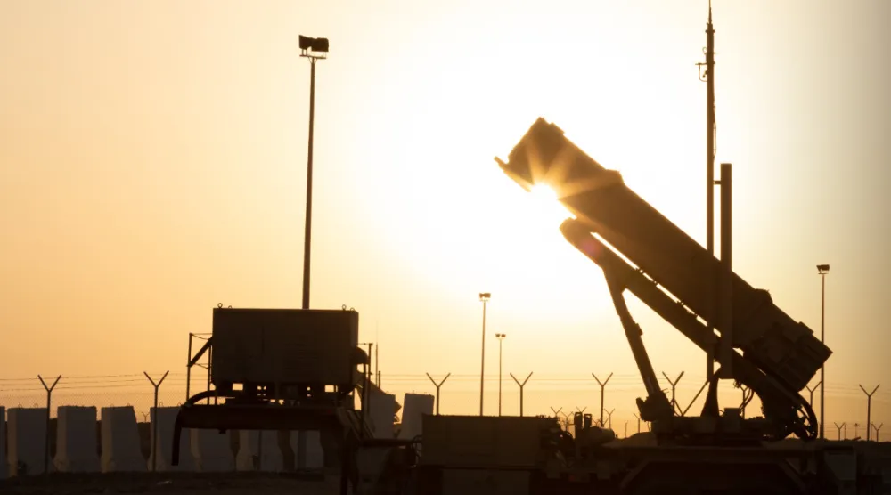 الدفاعات السعودية اعترضت ودمَّرت 40 طائرة مسيّرة في المنطقة الشرقية (وزارة الدفاع)