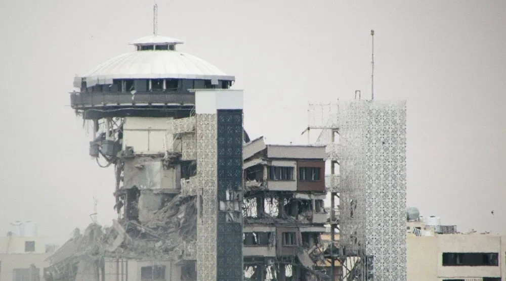 مبنى تابع لشركة صناعات الإلكترونيات الإيرانية (صاإيران) في أصفهان (شبكات التواصل)