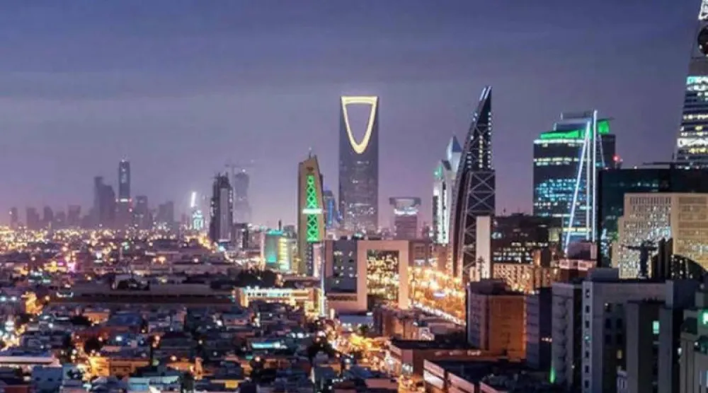 السعودية اكدت أن الاعتداءات الإيرانية يجب أن تتوقف وأن لصبرها حدوداً، وأن الرياض تحتفظ بحقها في الرد وردع العدوان (الشرق الأوسط)