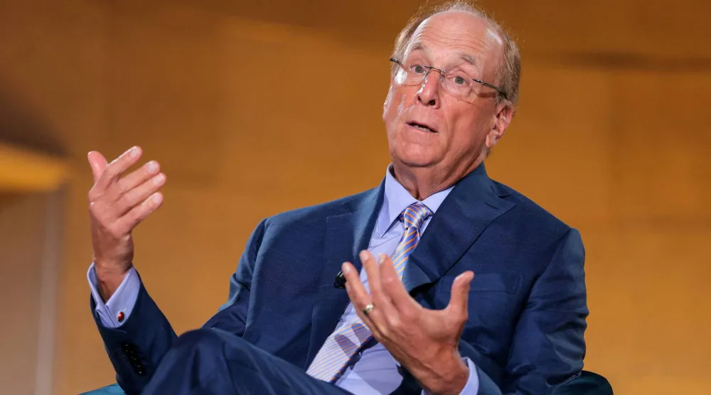 فينك يتحدث خلال قمة البنية التحتية لعام 2026 بواشنطن (أرشيفية-رويترز)