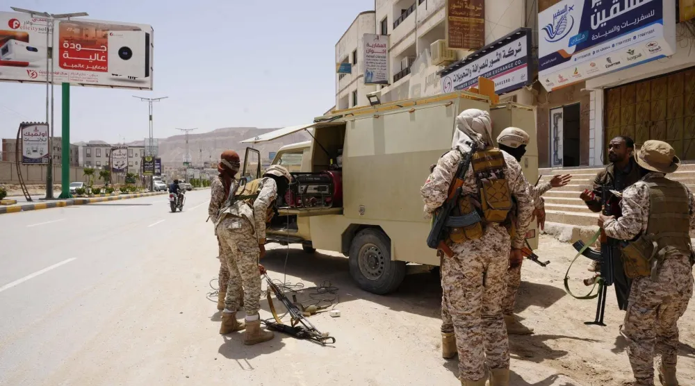 قوات «درع الوطن» شددت على أنها لن تتسامح مع حمل الأسلحة في حضرموت (إعلام عسكري)