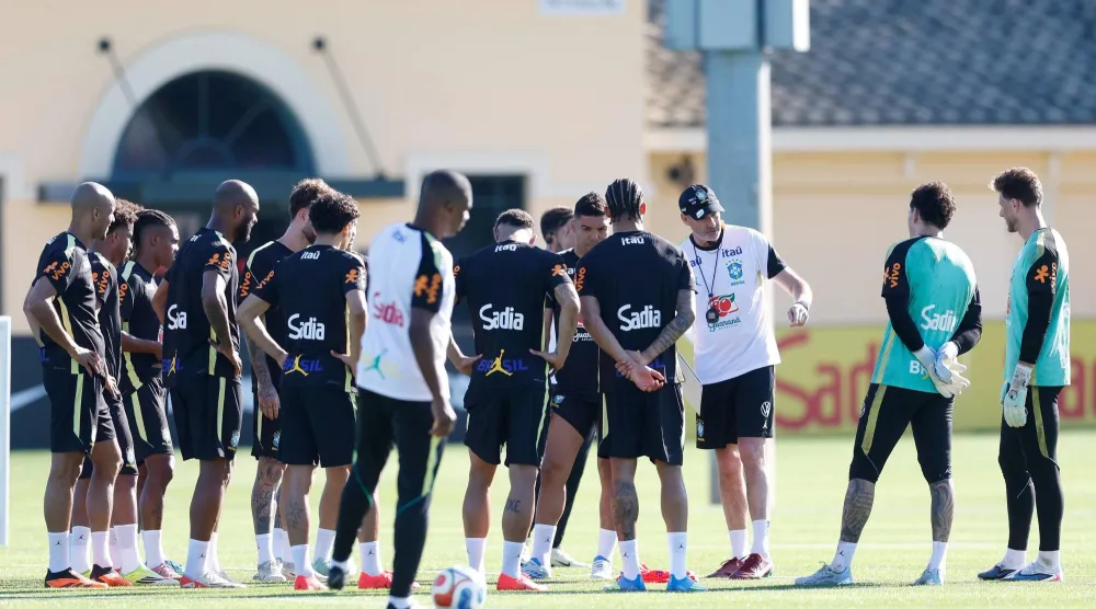 البرازيل تعثرت خلال تصفيات قارة أميركا الجنوبية حيث تعرضت لـ6 هزائم في 18 مباراة (الاتحاد البرازيلي)