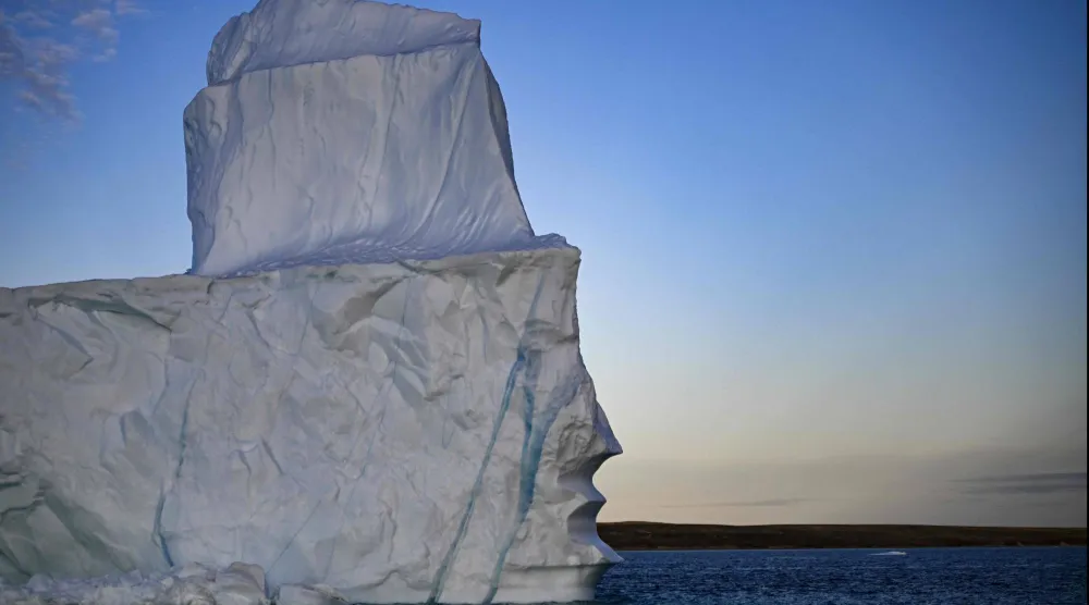 جبال جليدية ضخمة في القارة القطبية الجنوبية (أ.ف.ب)