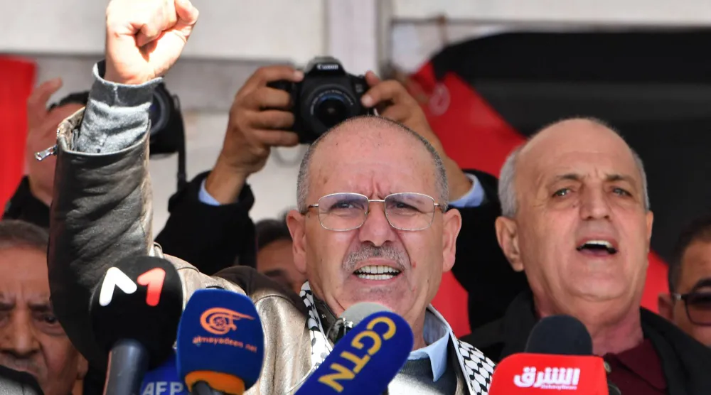 الأمين العام ورئيس اتحاد الشغل نور الدين الطبوبي (أ.ف.ب)