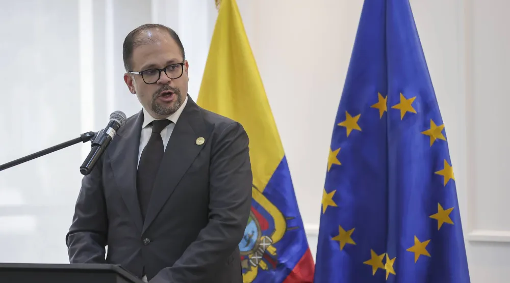 وزير الداخلية الإكوادوري جون رايمبرغ (إ.ب.أ)